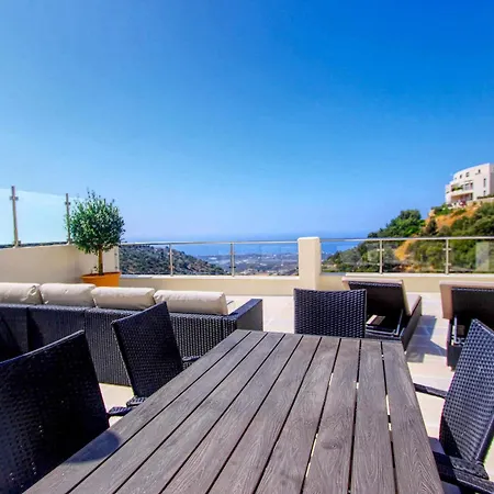 Monteros Penthouse With Panoramic Sea View *