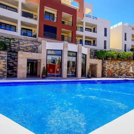 Monteros Penthouse With Panoramic Sea View